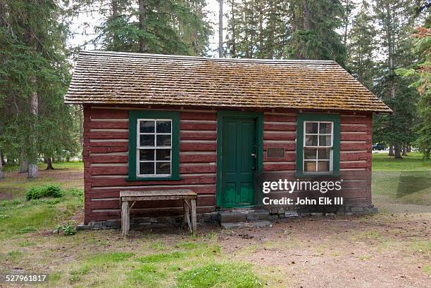 whyte museum, heritage homes, jack sinclair's cab - banff museum stock pictures, royalty-free photos & images