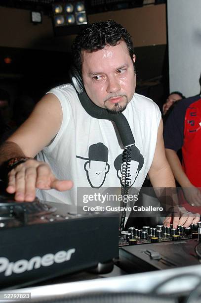 Lil Louie Vega spins at Crobar nightclub on March 23, 2005 in Miami Beach, Florida.