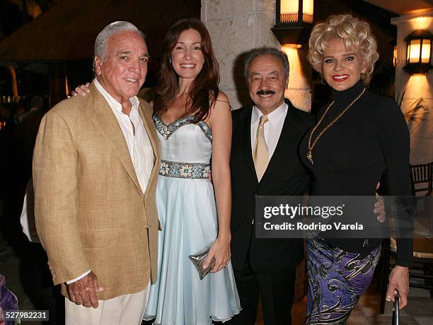 Alfonso Fanjul, Raysa Herrera. Elin Ortiz and Charytin Goyco