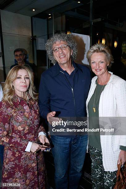 Director of the movie Elie Chouraqui standing between actress Bunny Godillot and Princess Anne de Bourbon Siciles attend the "L'origine de la...