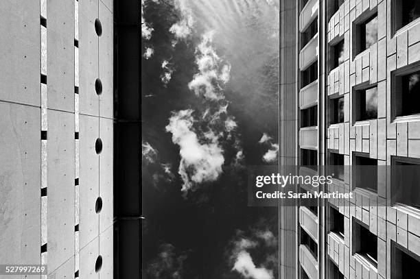 face to face - ricardo bofill sr ストックフォトと画像