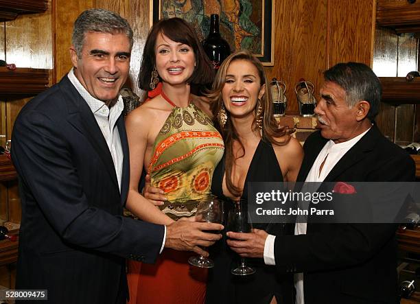 Saul Lisazo, Gabriela Spanic, Catherine Siachoque and Hector Suarez