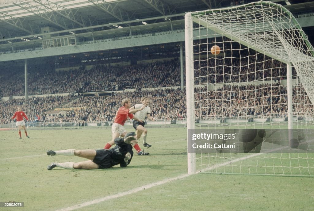 Hurst Scores Third