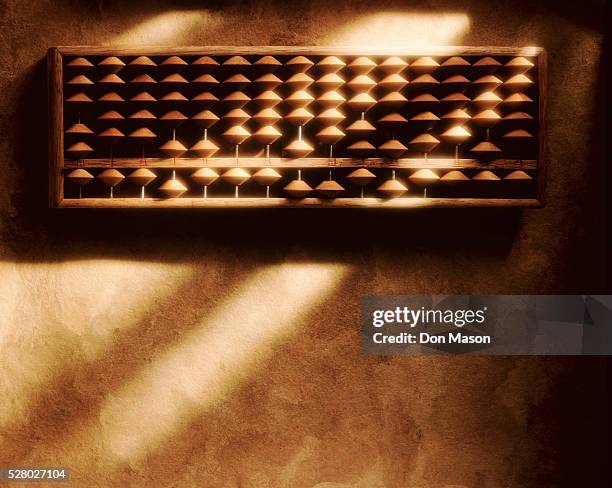 wood abacus - abaco fotografías e imágenes de stock