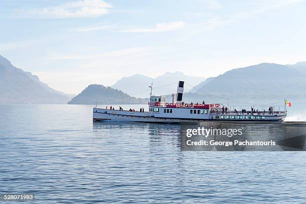 old steam boat in lake como - dampfer stock-fotos und bilder