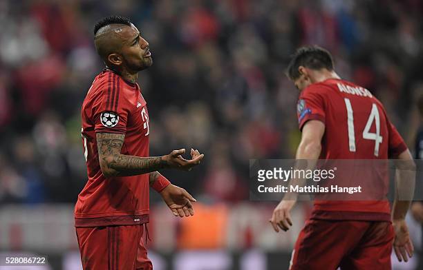 Arturo Vidal of Muenchen gestures during the UEFA Champions League semi final second leg match between FC Bayern Muenchen and Club Atletico de Madrid...