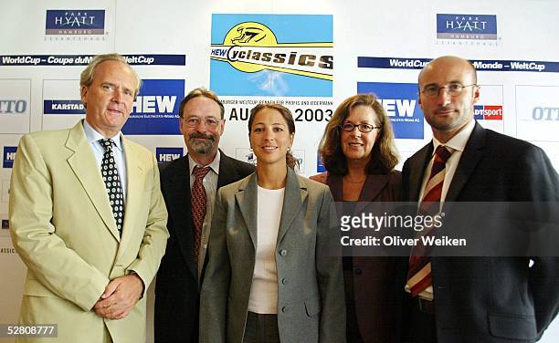 Cyclassics 2003, Hamburg; Pressekonferenz; v.l.n.r.: Christian HINZPETER , Dr. Rainer SCHUBACH , Birgit LANGER , Brigitte Lehnert , Christian TOETZKE