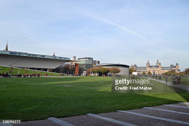museumplein park - rijksmuseum amsterdam stock pictures, royalty-free photos & images