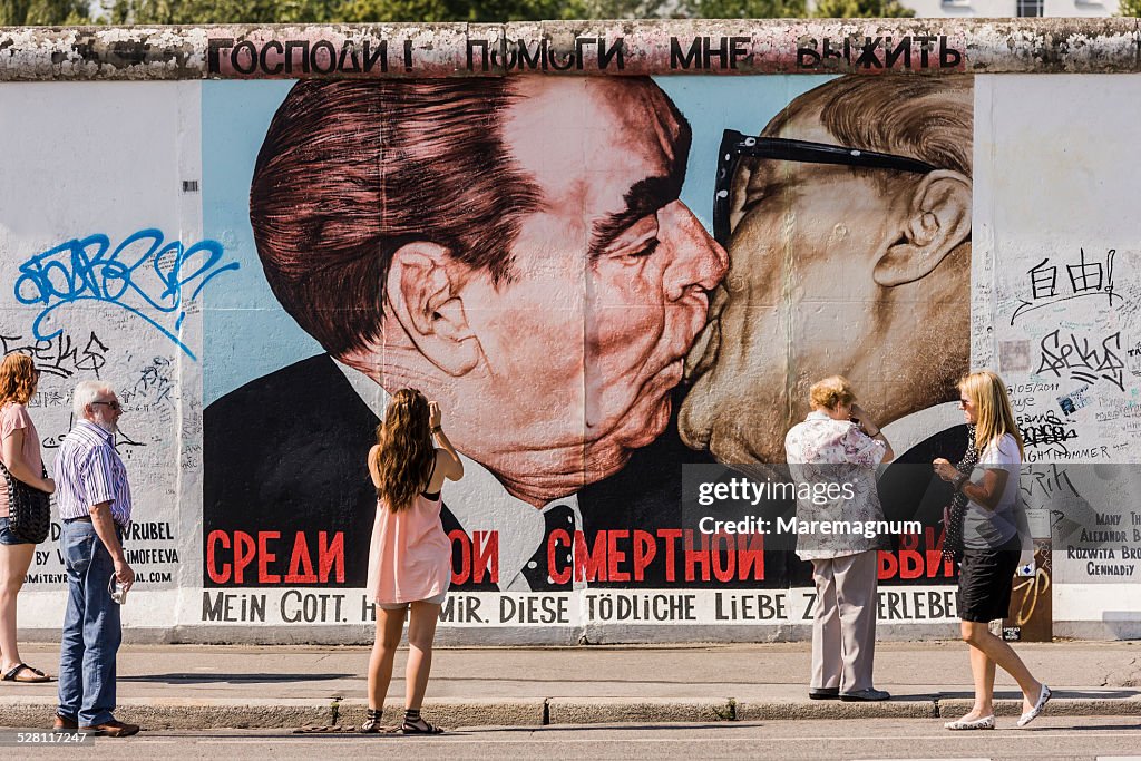 Berlin Wall East Side Gallery, murales