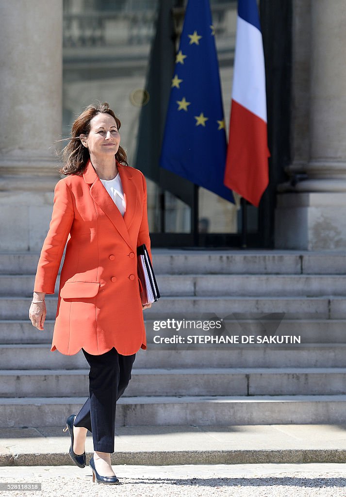 FRANCE-GOVERNMENT-CABINET-MEETING