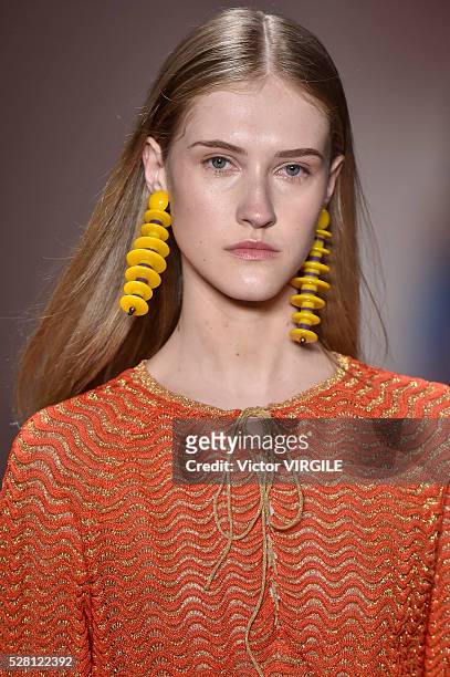 Model walks the runway at the GIG Couture fashion show during the Sao Paulo Fashion Week Spring/Summer 2016-2017 on April 29, 2016 in Sao Paulo,...