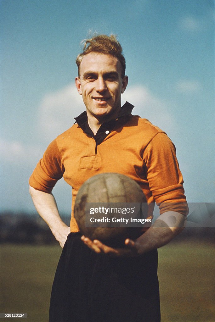 Billy Wright Wolverhampton Wanderers 1954