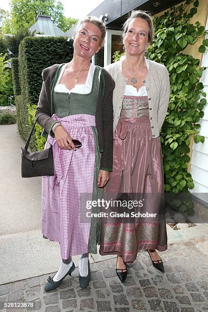 Stefanie Haag, daughter of Angela Wepper and Ferfried von Hohenzollern, half sister of Sophie Wepper and her sister Valerie Brenske, daughter of...