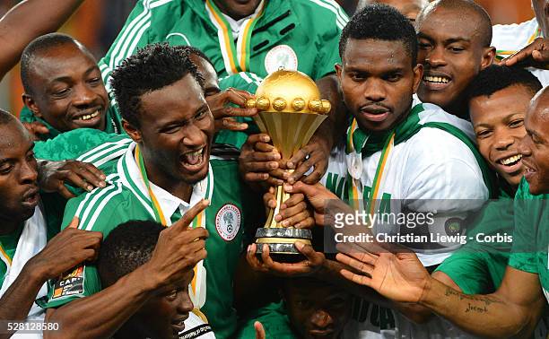 Celebrate trophy Nigeria,s joseph Yobo during the 2013 Orange Africa Cup of Nations Final soccer match, Nigeria VS Burkina Faso at Soccer city...
