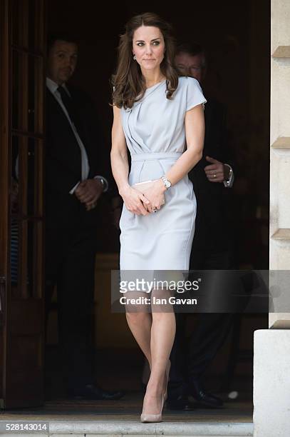 Catherine, Duchess of Cambridge departs after visiting the Anna Freud Centre on May 4, 2016 in London, England.