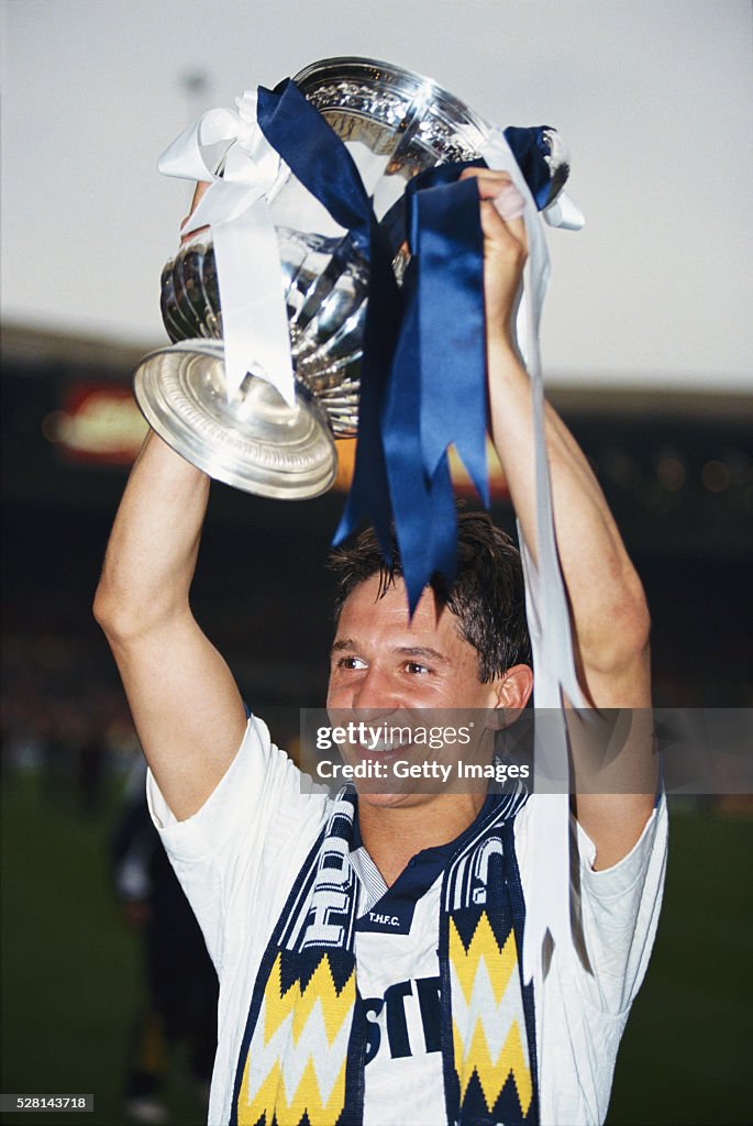 Gary Lineker 1991 FA Cup Final Spurs v Nottingham Forest