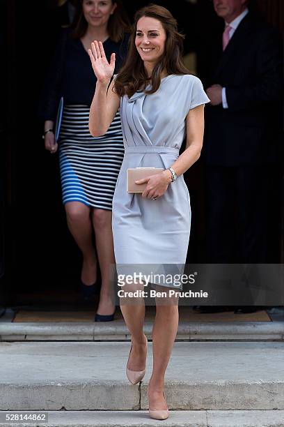 Catherine, Duchess of Cambridge departs the Anna Freud Centre on May 4, 2016 in London, England.