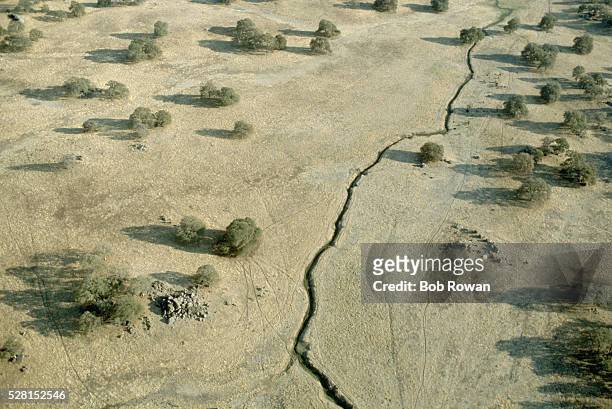 san andreas fault crack - san andreas fault stock pictures, royalty-free photos & images