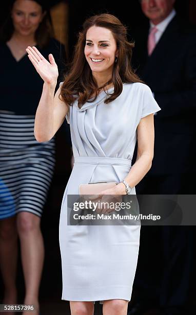 Catherine, Duchess of Cambridge departs Spencer House after attending a lunch in aid of The Anna Freud Centre on May 4, 2016 in London, England.