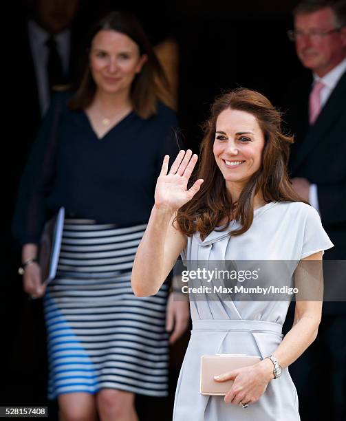 Catherine, Duchess of Cambridge departs Spencer House after attending a lunch in aid of The Anna Freud Centre on May 4, 2016 in London, England.