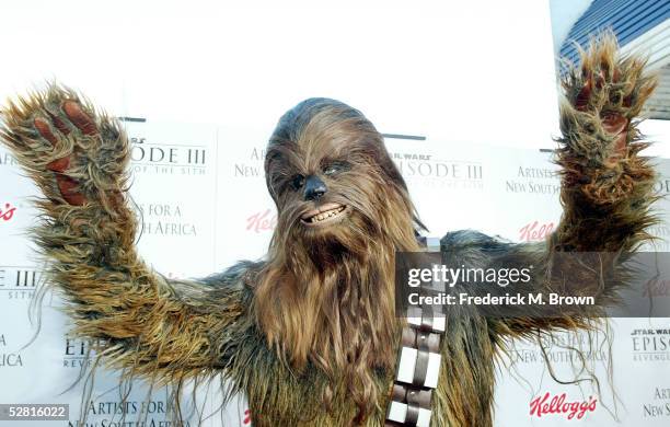 Chewbacca arrives at the "Star Wars Episode III - Revenge Of The Sith" Los Angeles Premiere at the Mann Village Theatre on May 12, 2005 in Westwood,...