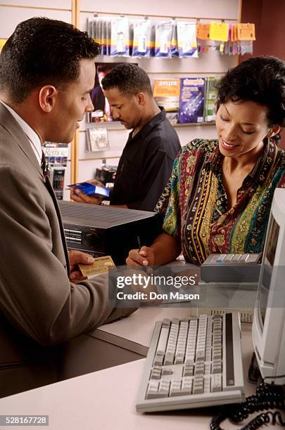 consumer transaction - sales effort stock pictures, royalty-free photos & images