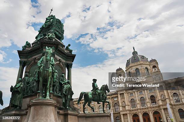 kunsthistorisches museum, or museum of fine arts; vienna, austria - kunsthistorisches museum stock pictures, royalty-free photos & images