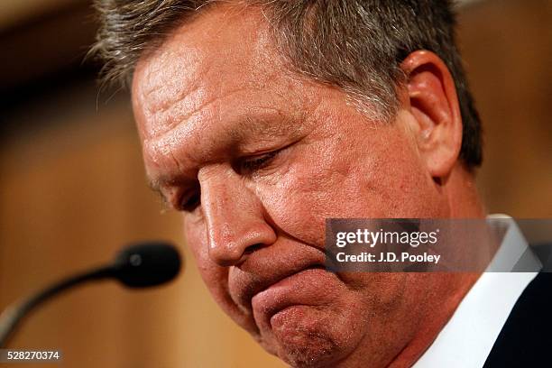 Republican presidential candidate Ohio Gov. John Kasich speaks to the media announcing he is suspending his campaign May 4, 2016 in Columbus, Ohio....