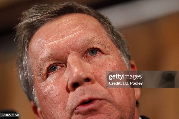 Republican presidential candidate Ohio Gov. John Kasich speaks to the media announcing he is suspending his campaign May 4, 2016 in Columbus, Ohio....