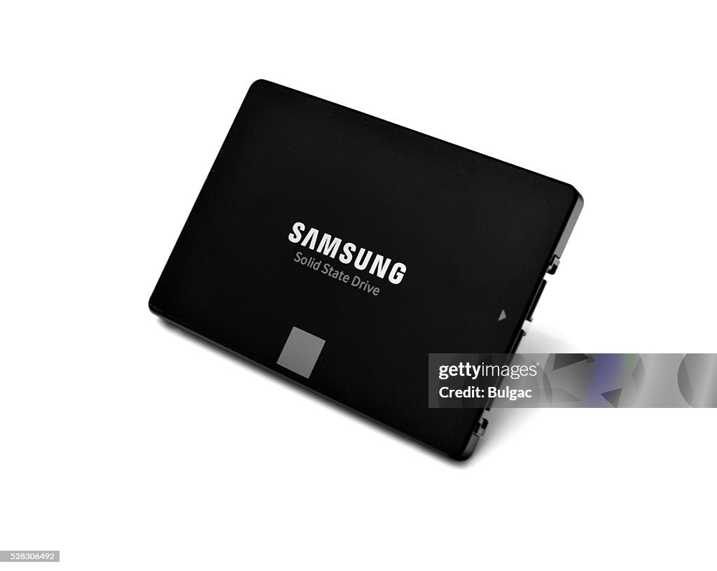 Samsung SSD 850 EVO 2.5" SATA III 2TB (MZ-75E2T0B/AM)