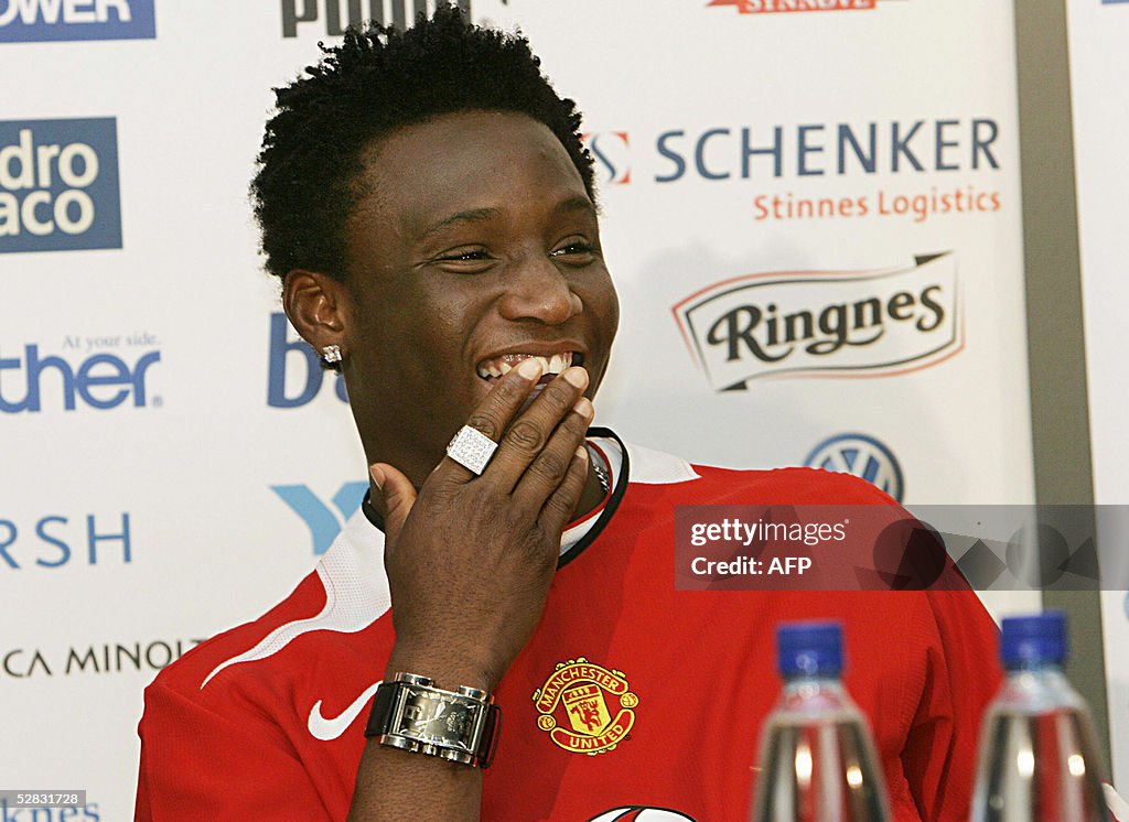 Nigerian soccer player John Obi Mikel sm