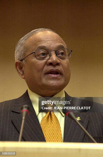 Maldives president Maumoon Abdul Gayoom speaks at the opening session of the World Health Organization's annual assembly 16 May 2005, in Geneva. The...