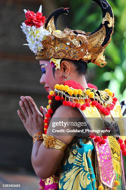indonesia: barong ceremony in bali - bali dancing stock pictures, royalty-free photos & images