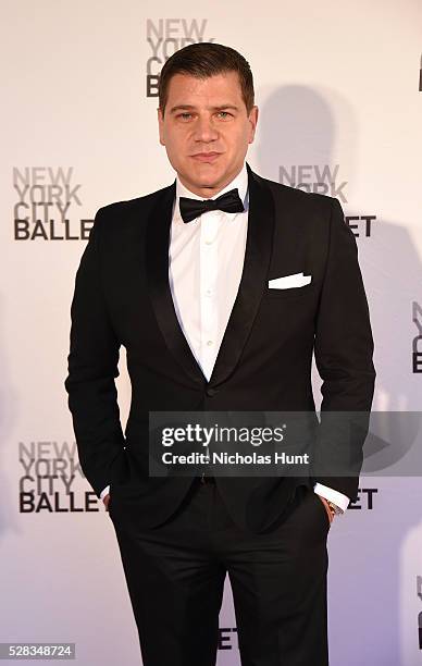 Journalist/TV Personality Tom Murro attends New York City Ballet's Spring Gala at David H. Koch Theater at Lincoln Center on May 4, 2016 in New York...