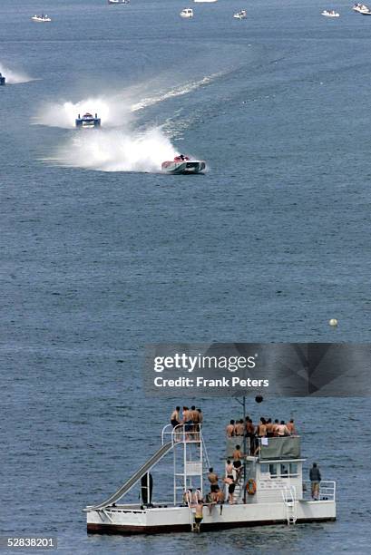 Travemuende; FEATURE/POWERBOAT RENNEN