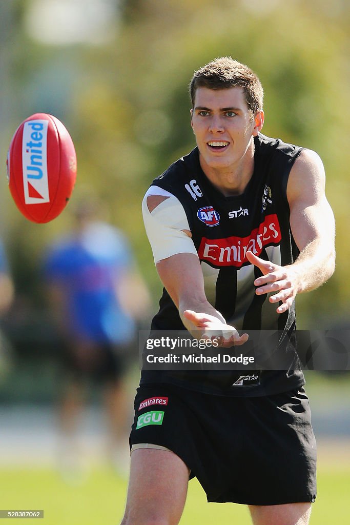 Collingwood Magpies Training Session