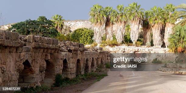 a lesser known part of caesarea's roman aqueduct - cesarea imagens e fotografias de stock
