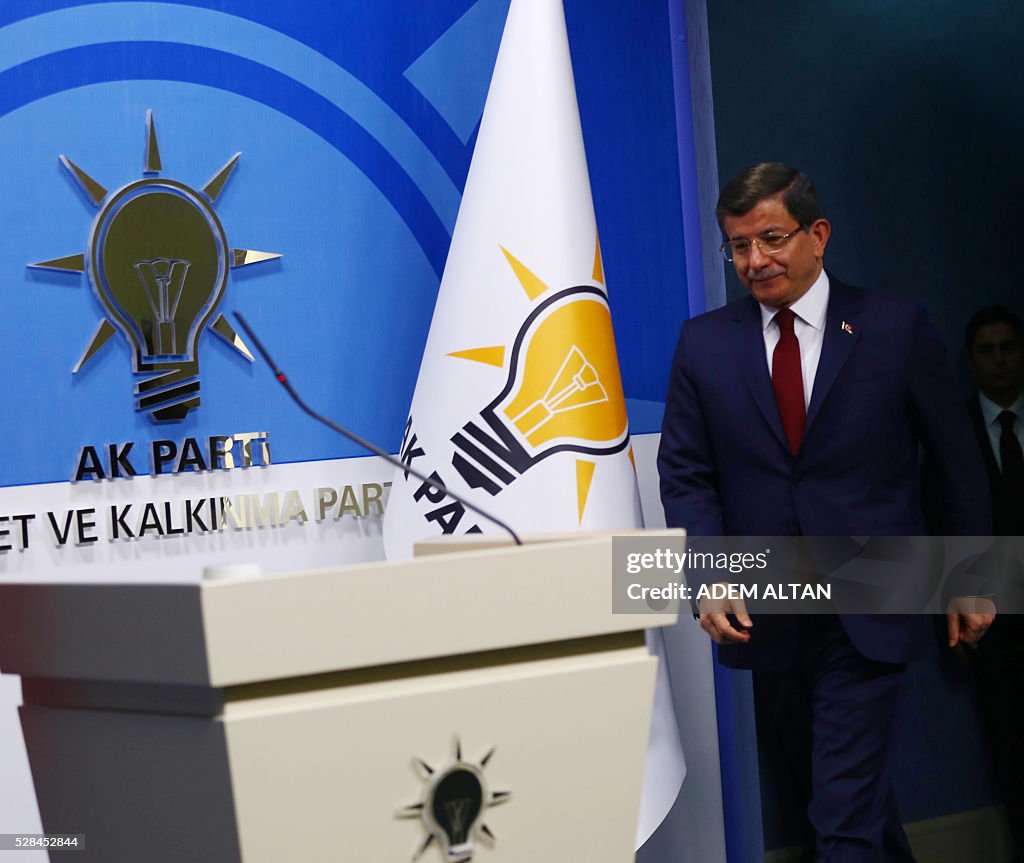 TURKISH-POLITICS-AKP-DAVUTOGLU