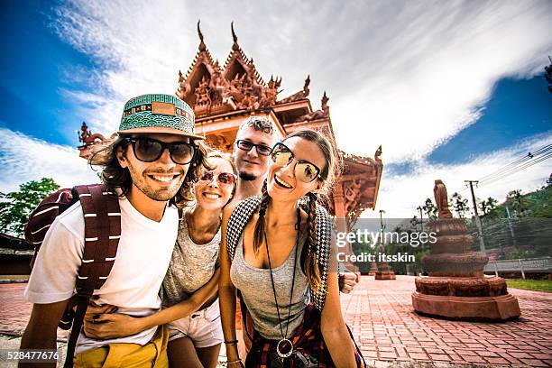 tourists in thailand - holiday asia tourist stockfoto's en -beelden