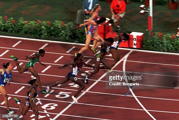 Finale 100m Frauen ATLANTA am 27.7.96, Gail DEVERS/USA GOLD - MEDAILLE, Merlene OTTEY/JAM, SILBER - MEDAILLE, Gwen TORRENCE/USA BRONZE - MEDAILLE