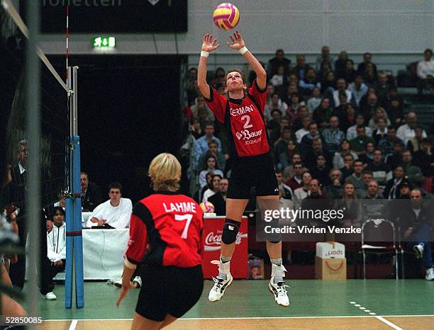 In Bremen 02.01.98, Susanne LAHME und Beatrice DOEMELAND /Frauen Nationalmannschaft/Nationalteam