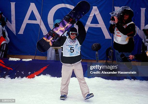 Halfpipe Frauen 12.02.98, Nicola THOST - GOLD - OLYMPISCHE WINTERSPIELE JUBEL