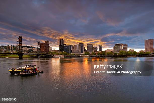portland skyline at sunset - anchored boats stock pictures, royalty-free photos & images