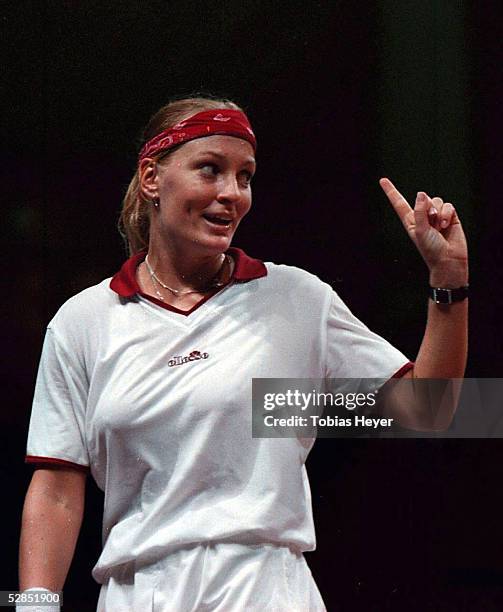 Barbara Rittner 164 Federation Cup 1997 Photos & High Res Pictures - Getty Images