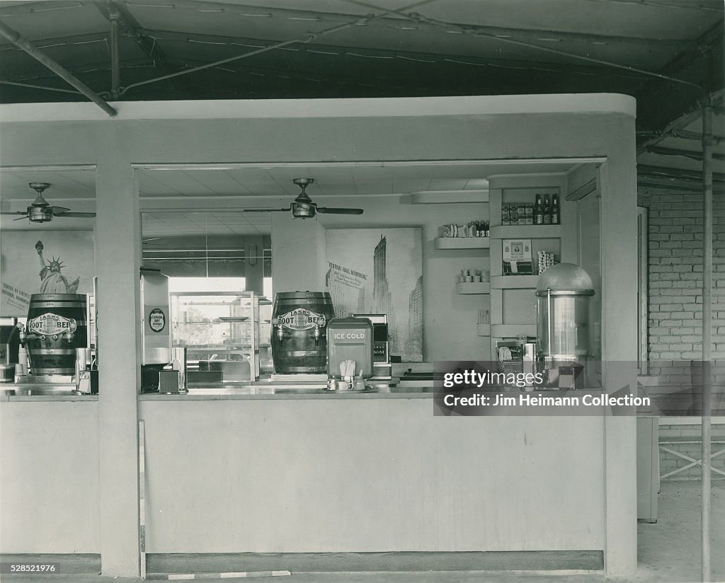 Root beer stand.