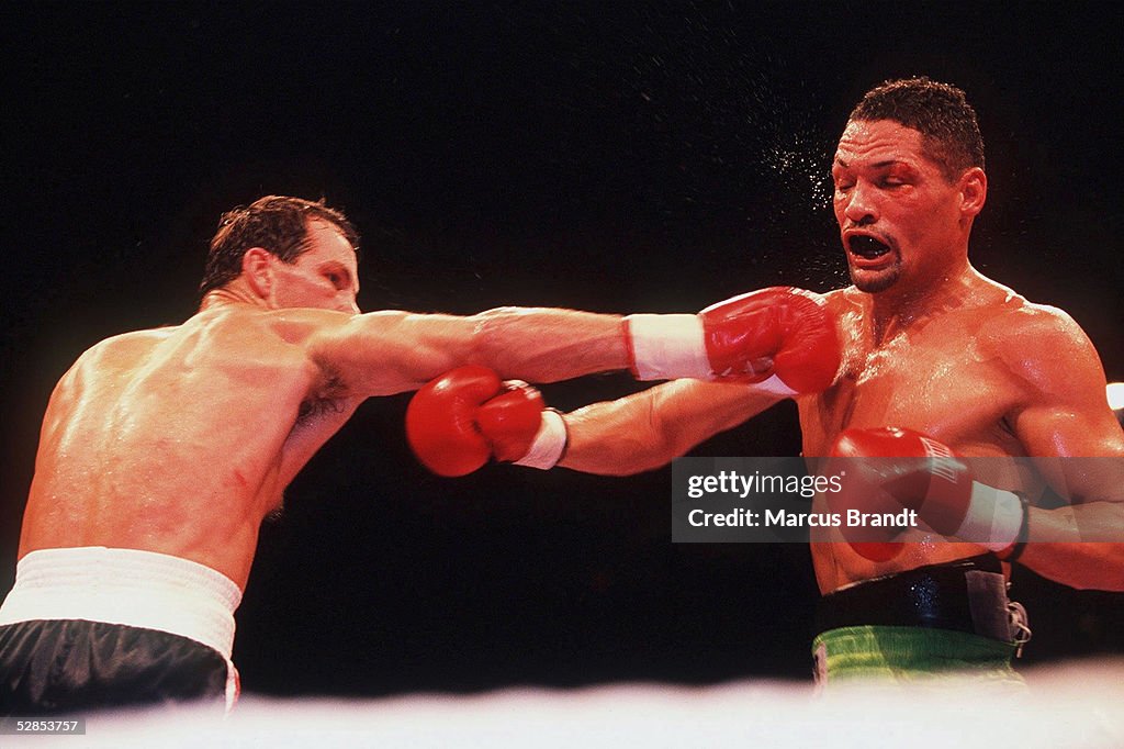 BOXEN: IBF/WBA WM KAMPF 1996 im HALBSCHWERGEWICHT in MUENCHEN, 23.11.96