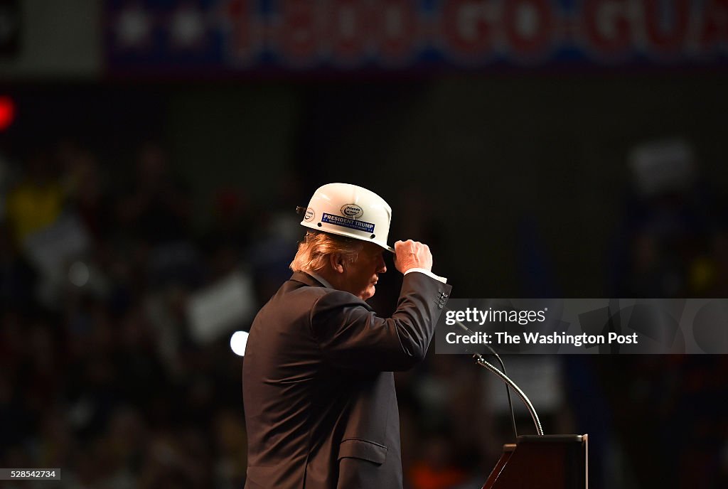 CHARLESTON, WV - MAY 5: Republican presidential candidate Donal