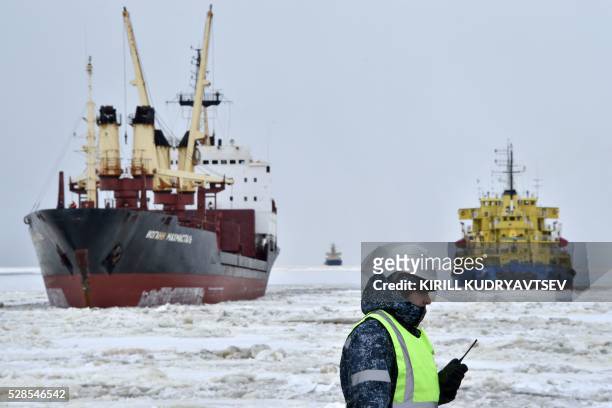 Picture taken on May 5, 2016 shows the icebreaker Tor at the port of Sabetta in the Kara Sea shore line on the Yamal Peninsula in the Arctic circle,...
