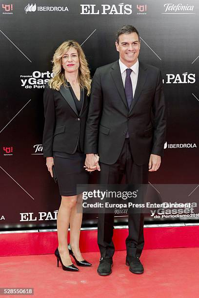 Pedro Sanchez and wife Begona Gomez attend the dinner for the 40th anniversay of 'El Pais' newspaper and the ceremony of 'Ortega y Gasset' Journalism...