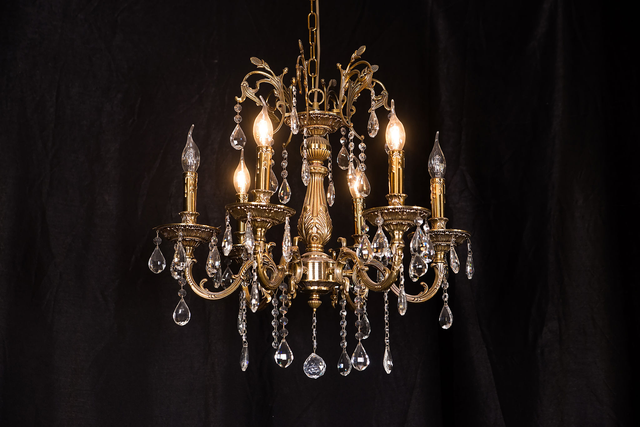 chandelier materials